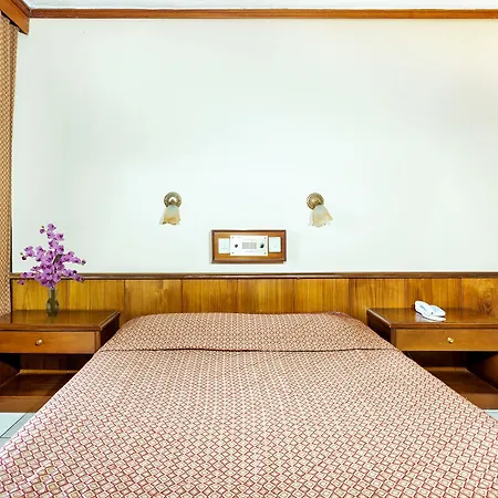 Xenios Theoxenia 4* 오라누폴리